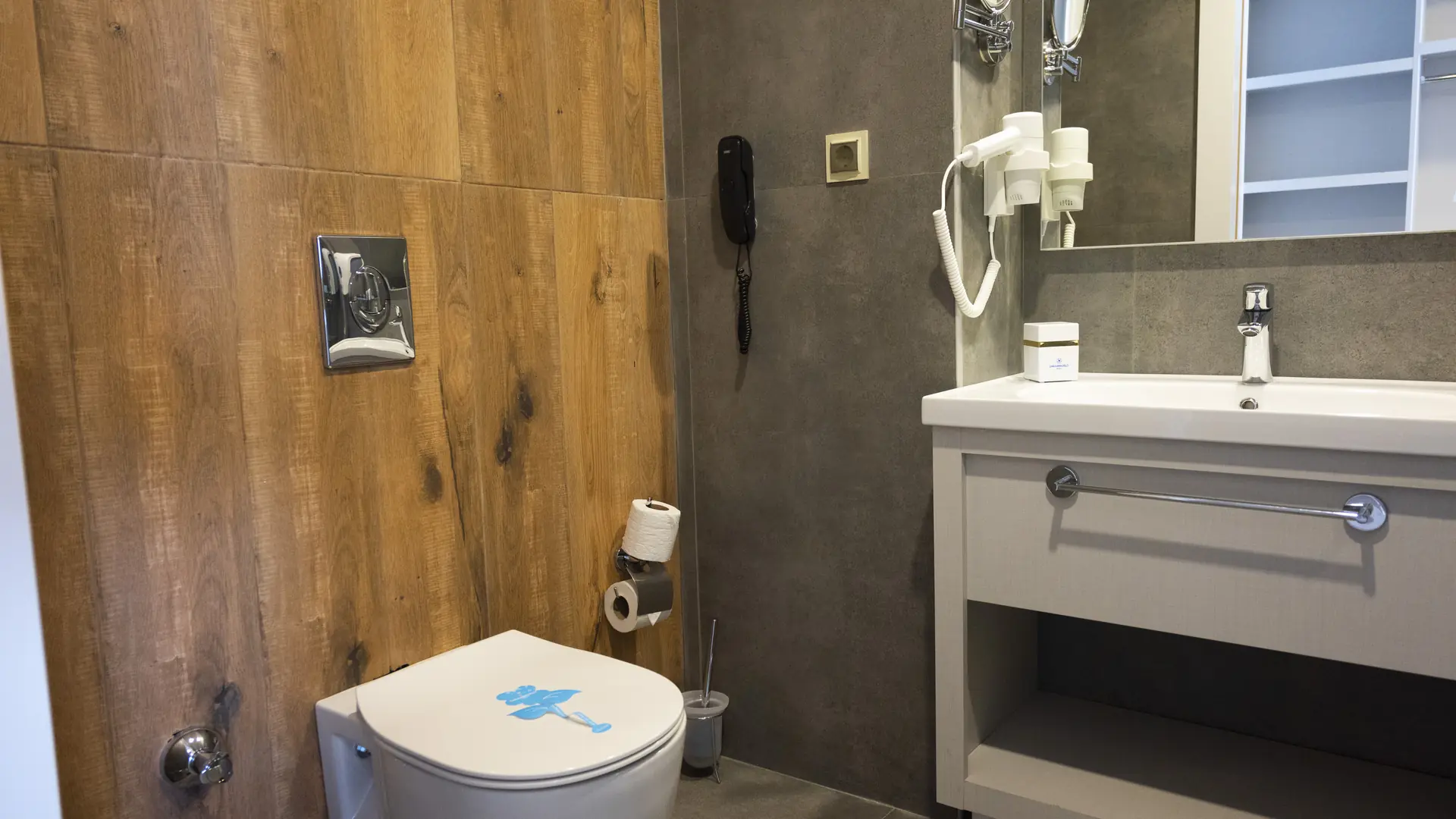 Aile Odası (Ara Kapılı)